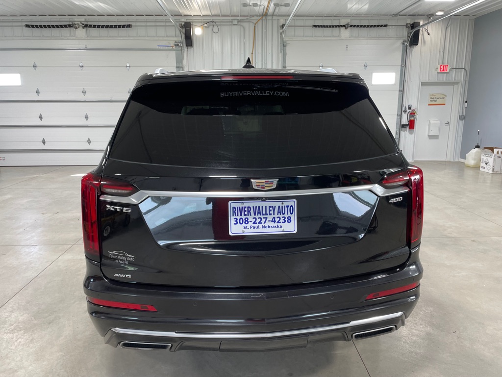 Photo 6 of this CADILLAC XT6