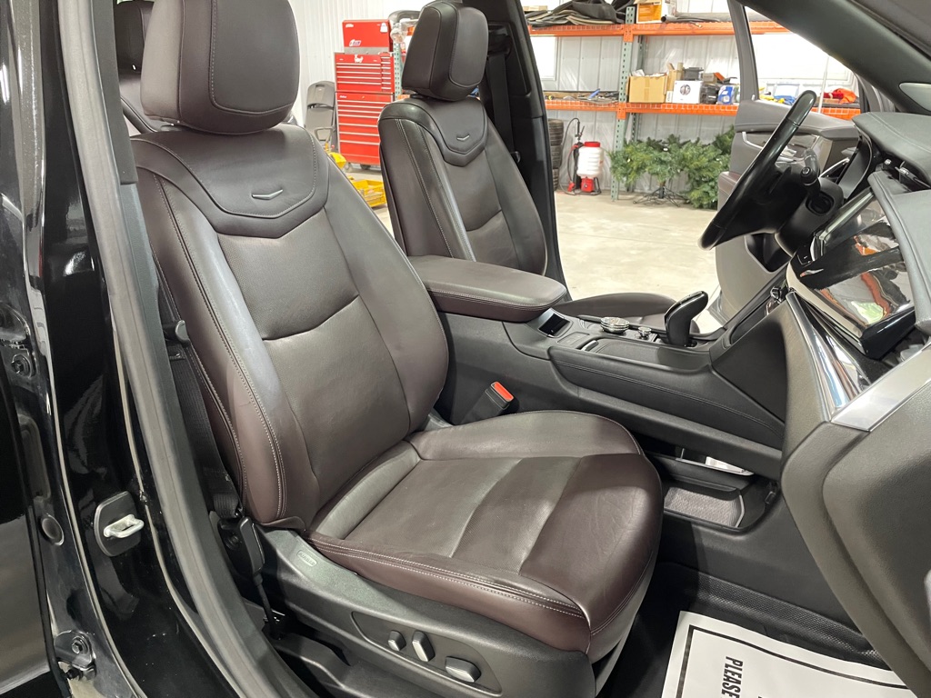 Photo 27 of this CADILLAC XT6