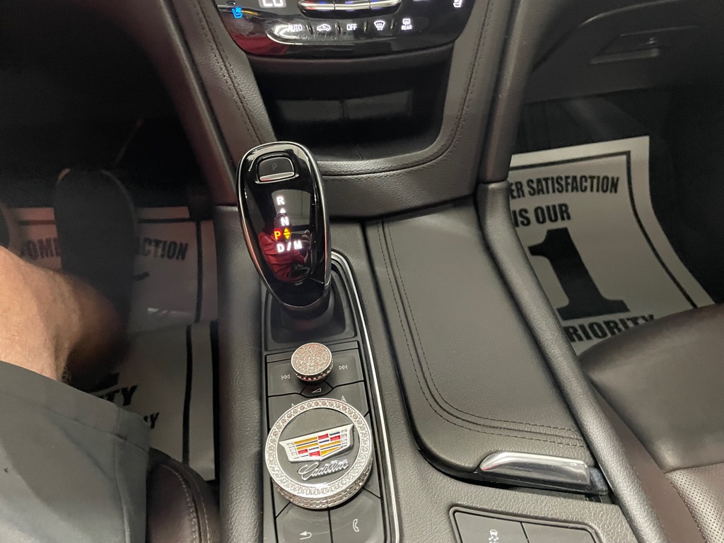 Photo 39 of this CADILLAC XT6