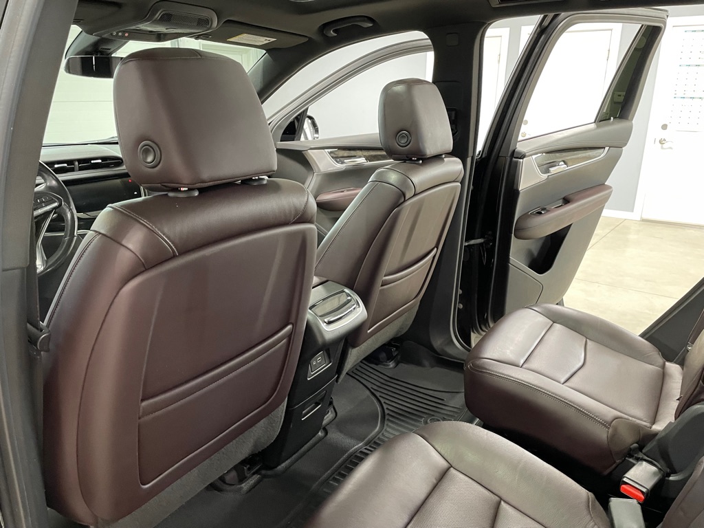 Photo 13 of this CADILLAC XT6