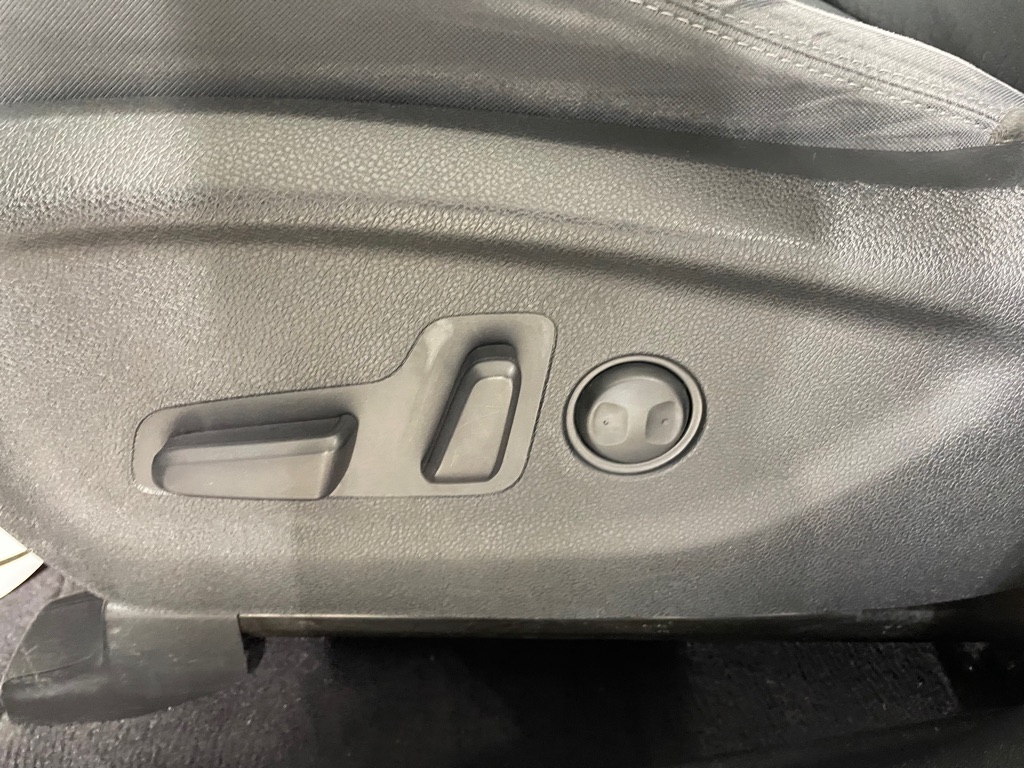 Photo 11 of this KIA SORENTO