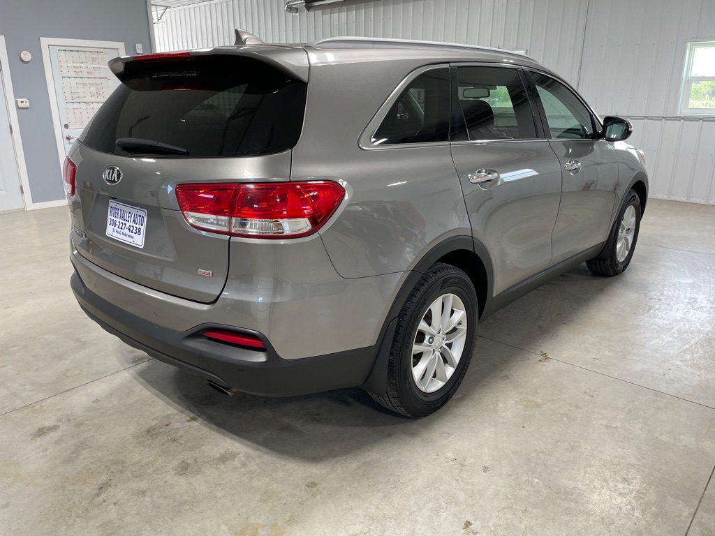 Photo 7 of this KIA SORENTO