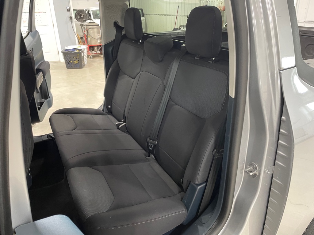 Photo 13 of this FORD MAVERICK