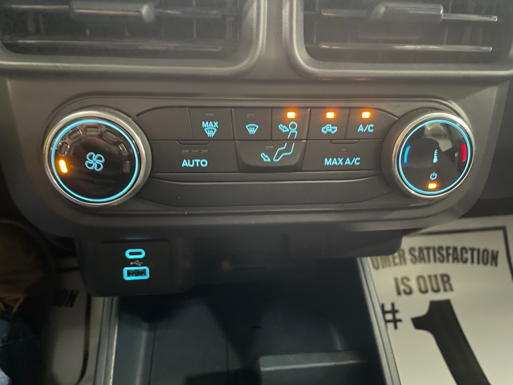 Photo 29 of this FORD MAVERICK