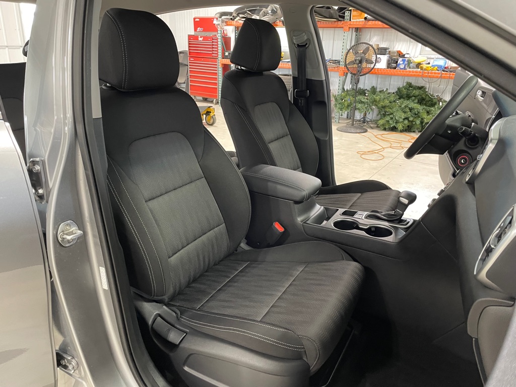 Photo 21 of this KIA SPORTAGE
