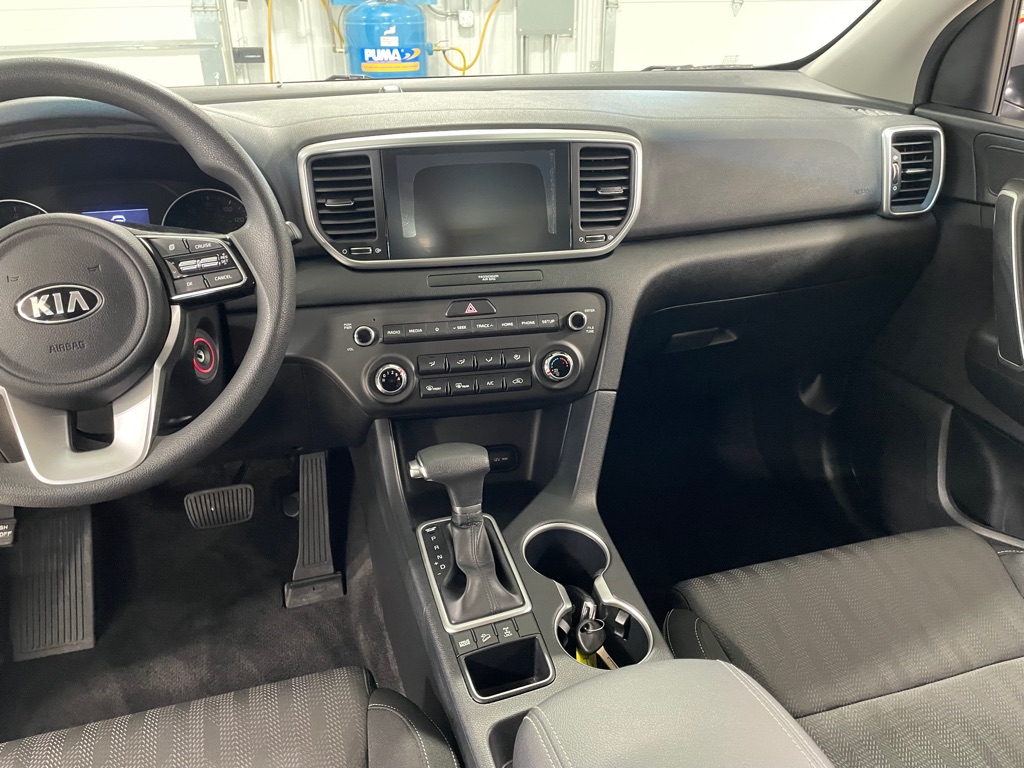 Photo 32 of this KIA SPORTAGE