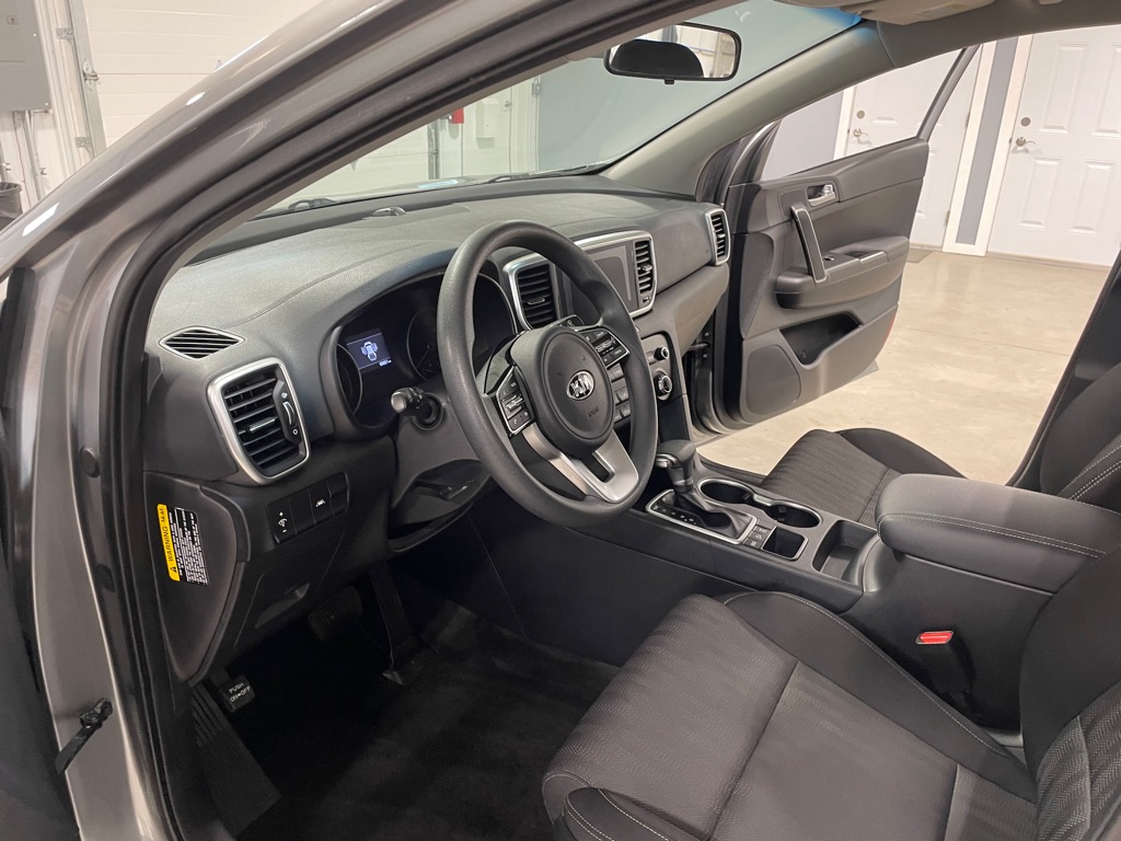 Photo 9 of this KIA SPORTAGE