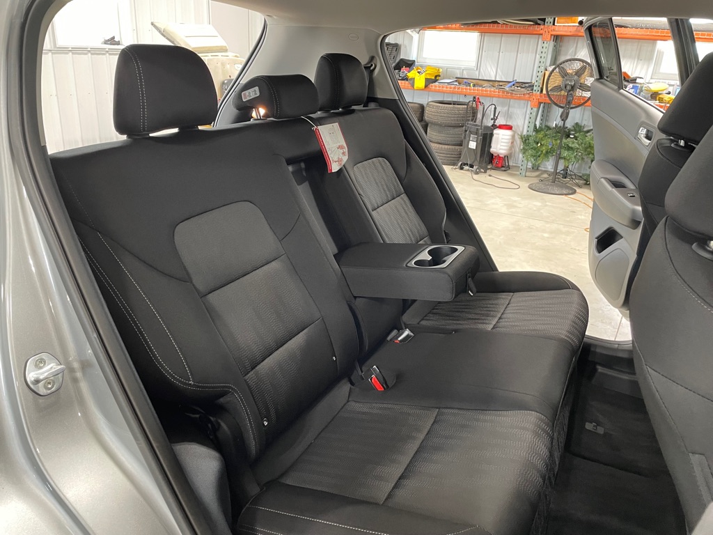 Photo 19 of this KIA SPORTAGE