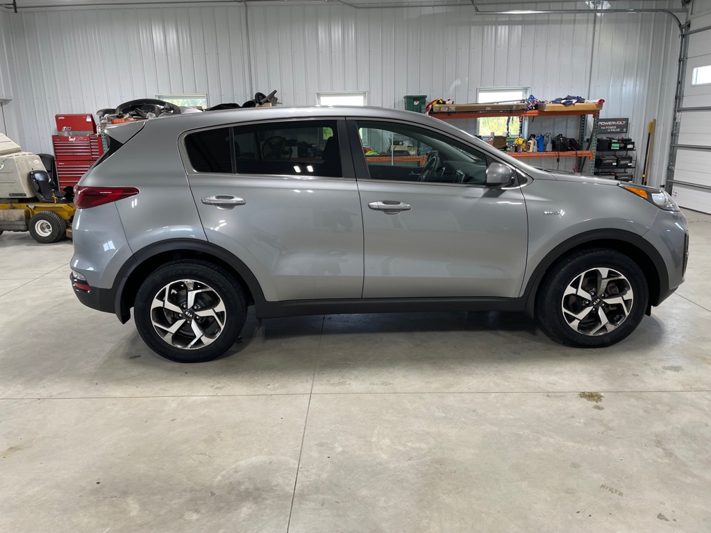 Photo 8 of this KIA SPORTAGE