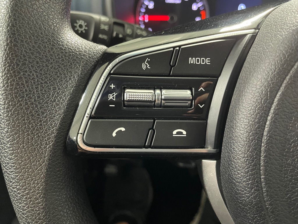 Photo 27 of this KIA SPORTAGE