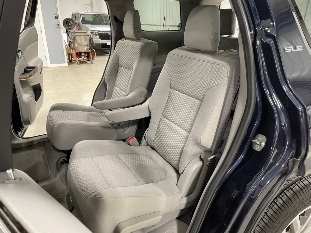 Photo 15 of this GMC ACADIA
