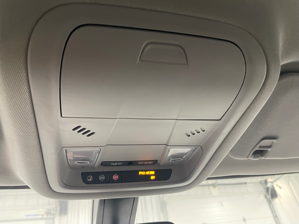 Photo 38 of this GMC ACADIA