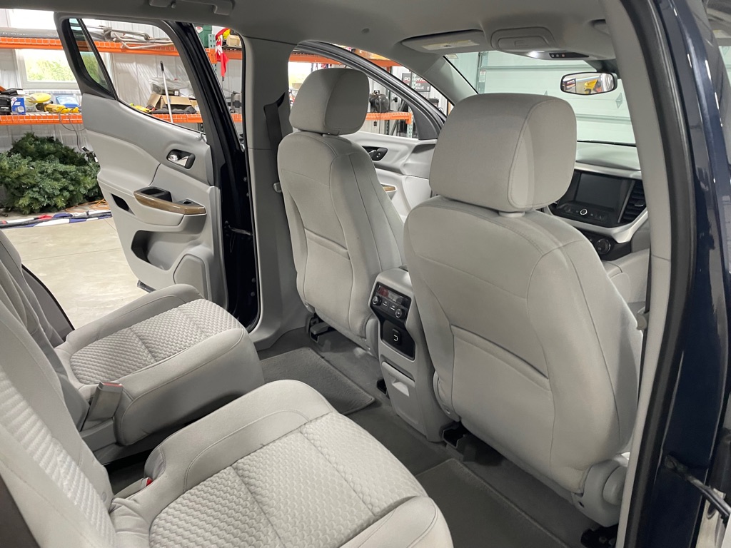 Photo 21 of this GMC ACADIA