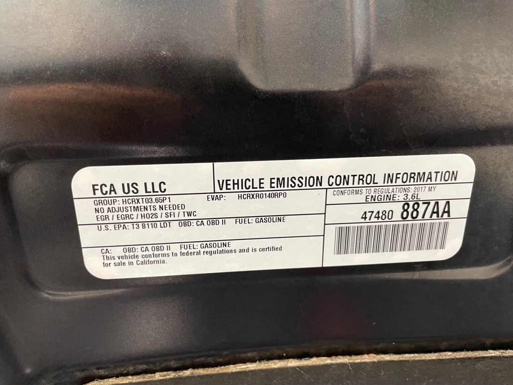 Photo 37 of this CHRYSLER PACIFICA