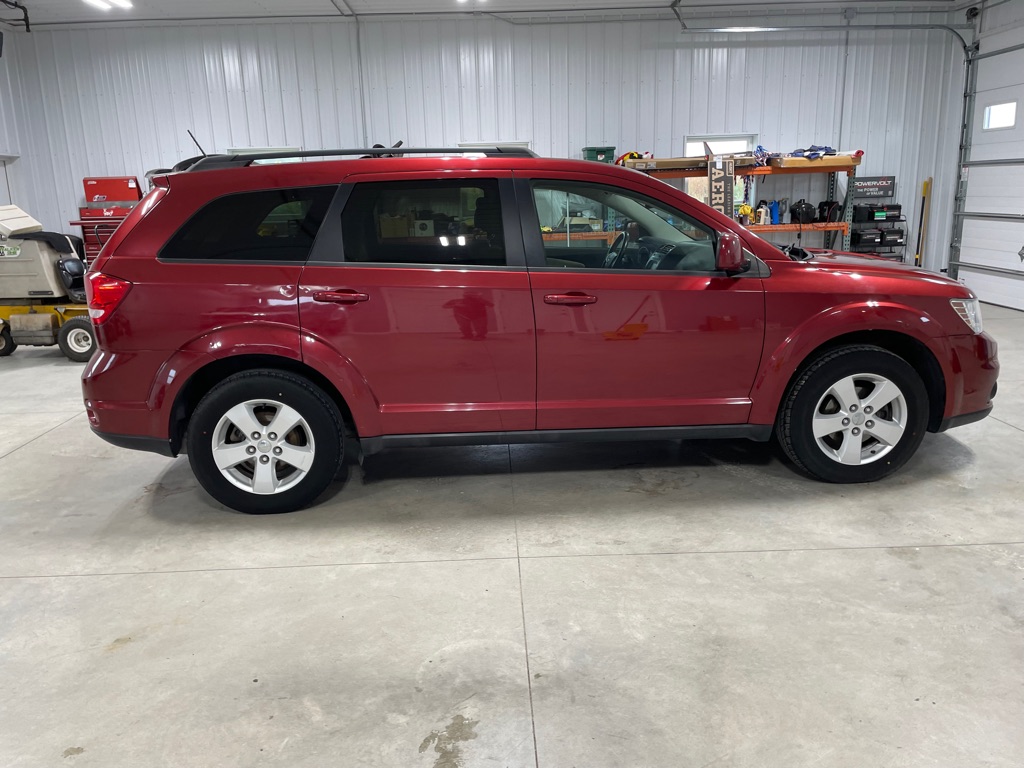 Photo 8 of this DODGE JOURNEY