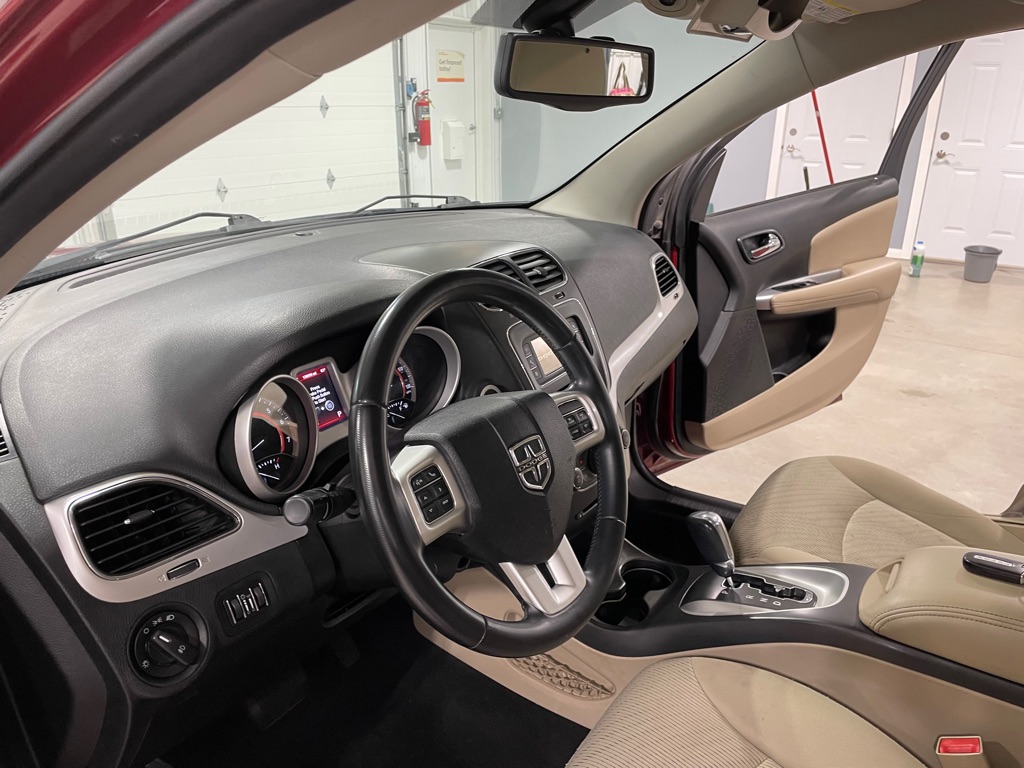 Photo 9 of this DODGE JOURNEY