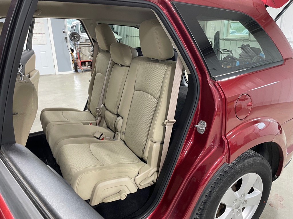 Photo 14 of this DODGE JOURNEY