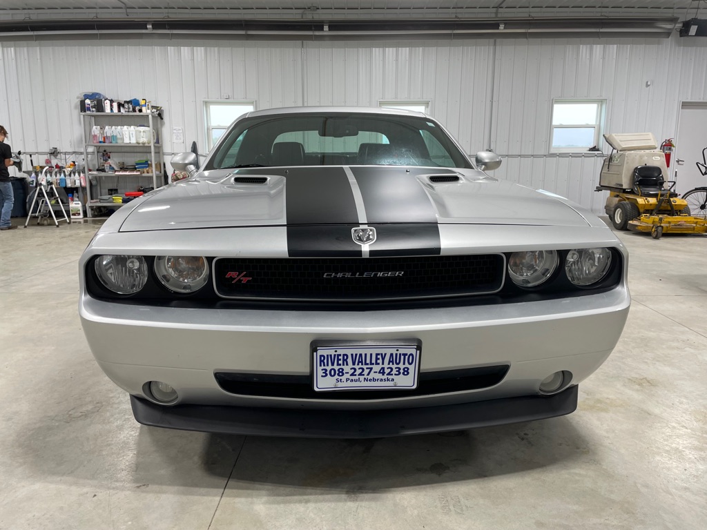 Photo 2 of this DODGE CHALLENGER