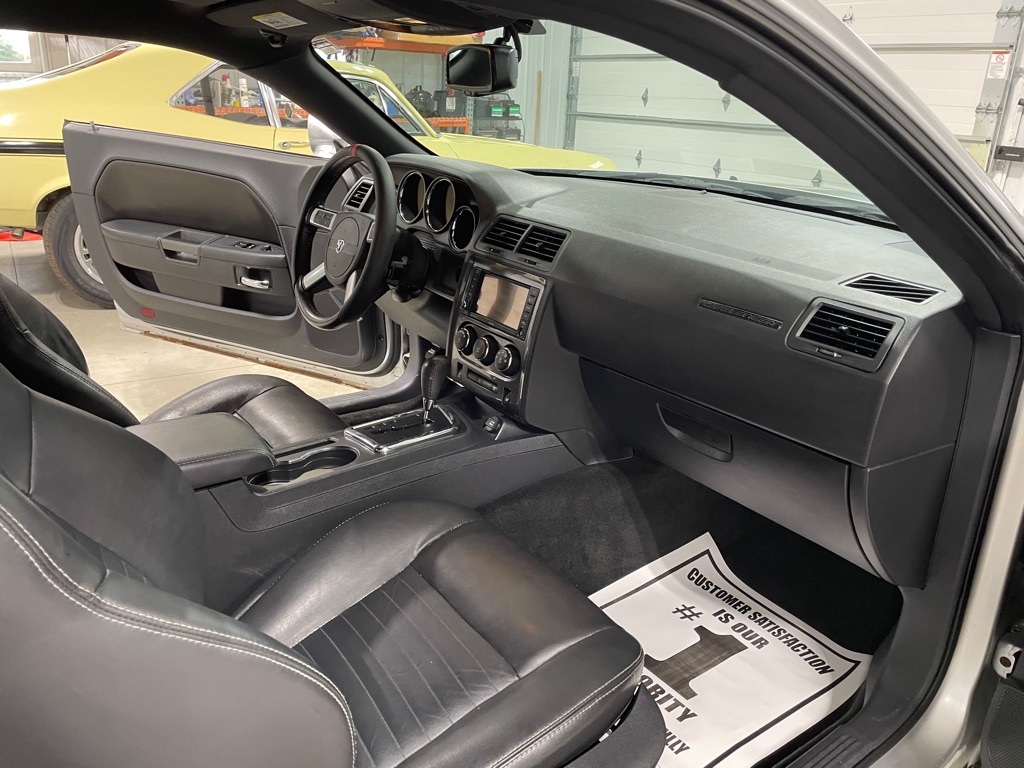 Photo 15 of this DODGE CHALLENGER
