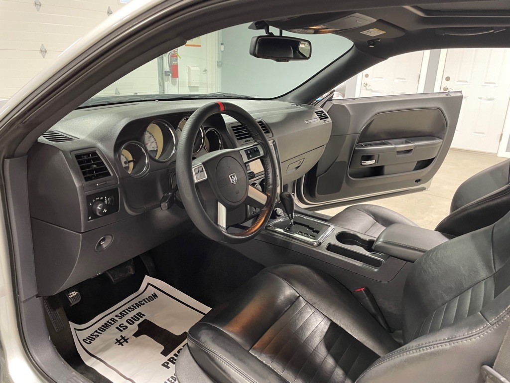 Photo 9 of this DODGE CHALLENGER