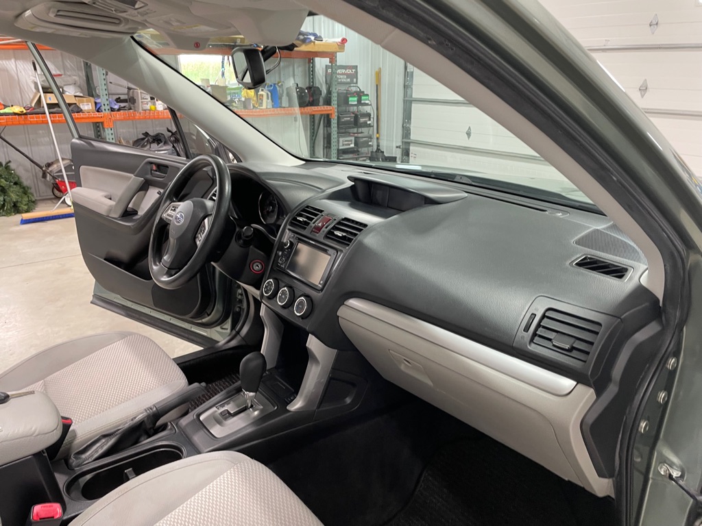 Photo 22 of this SUBARU FORESTER