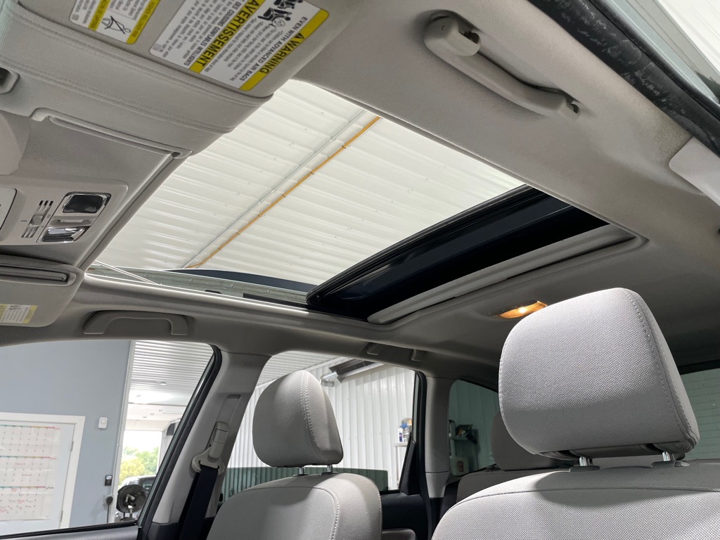 Photo 28 of this SUBARU FORESTER