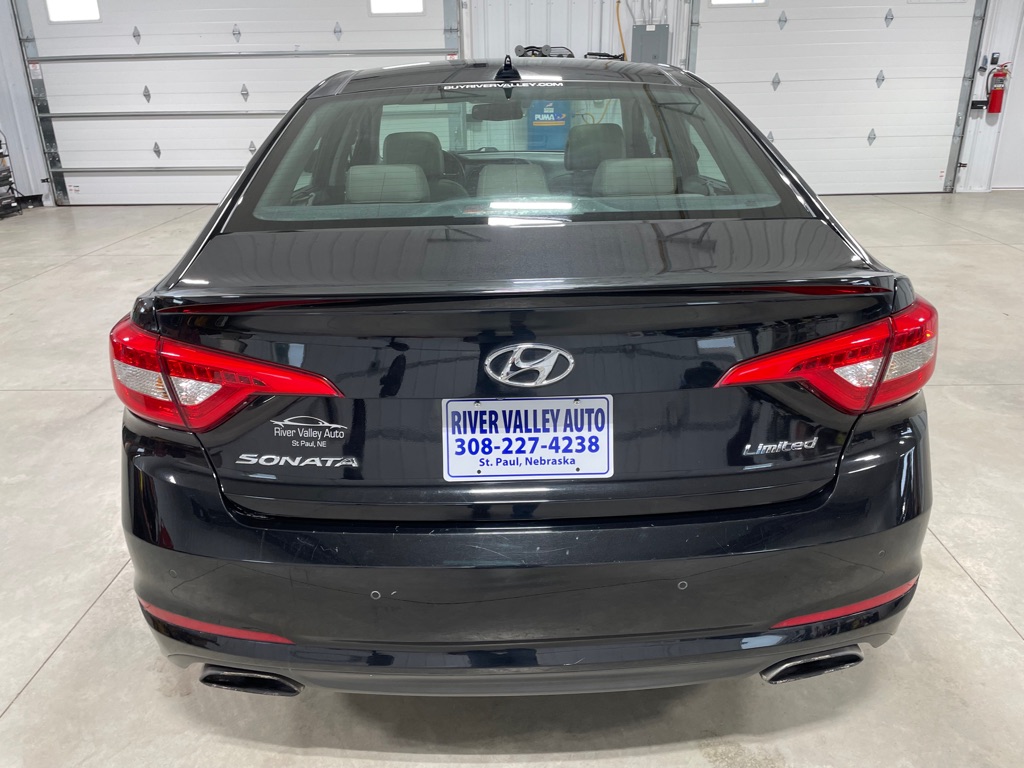 Photo 6 of this HYUNDAI SONATA