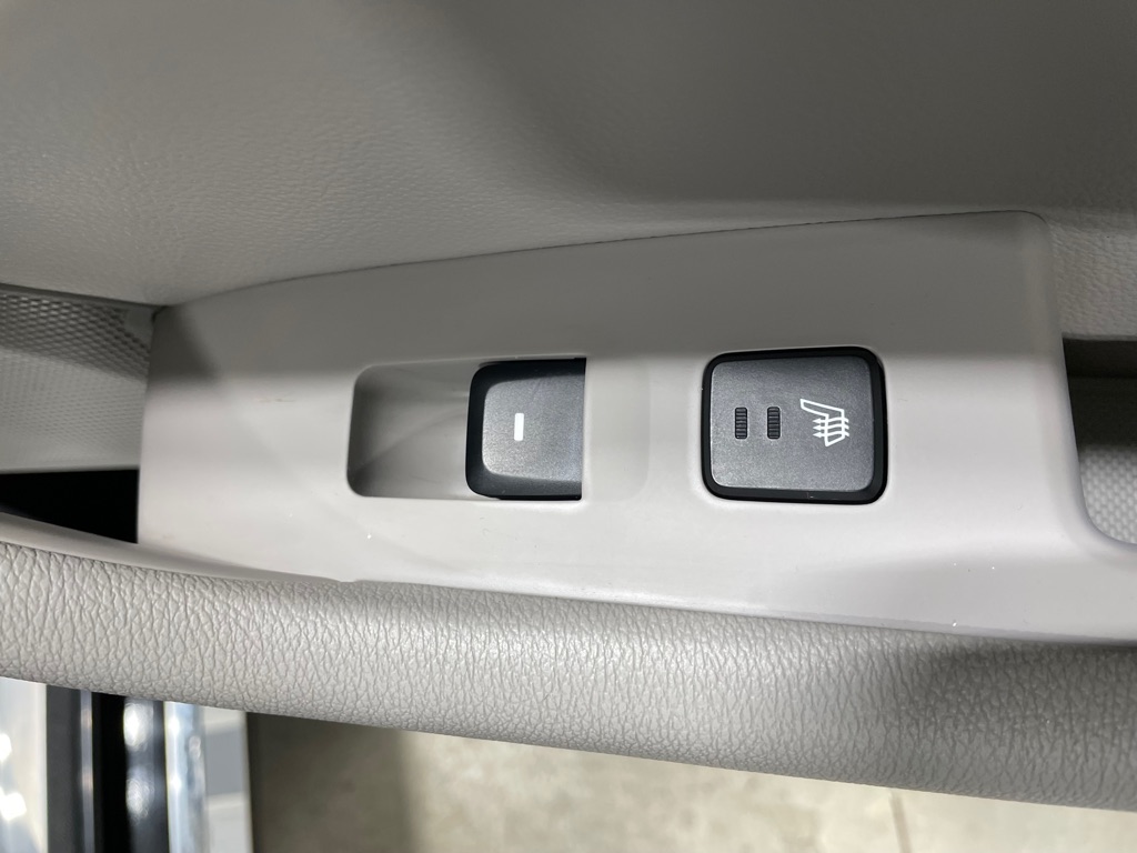 Photo 20 of this HYUNDAI SONATA