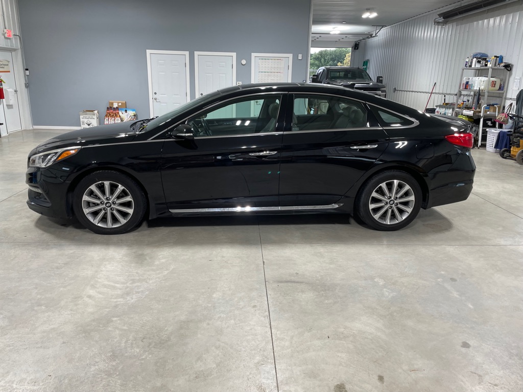 Photo 4 of this HYUNDAI SONATA