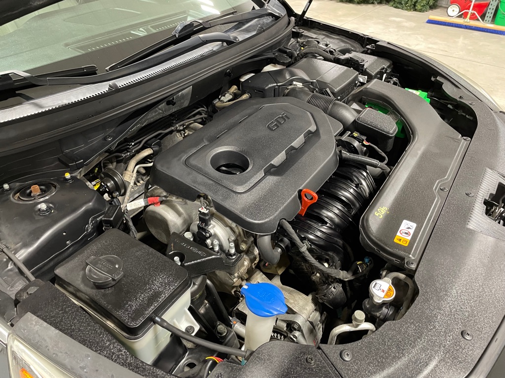 Photo 38 of this HYUNDAI SONATA