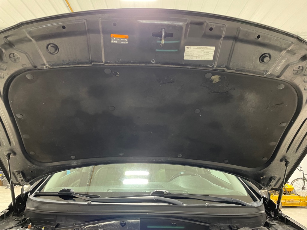 Photo 40 of this HYUNDAI SONATA