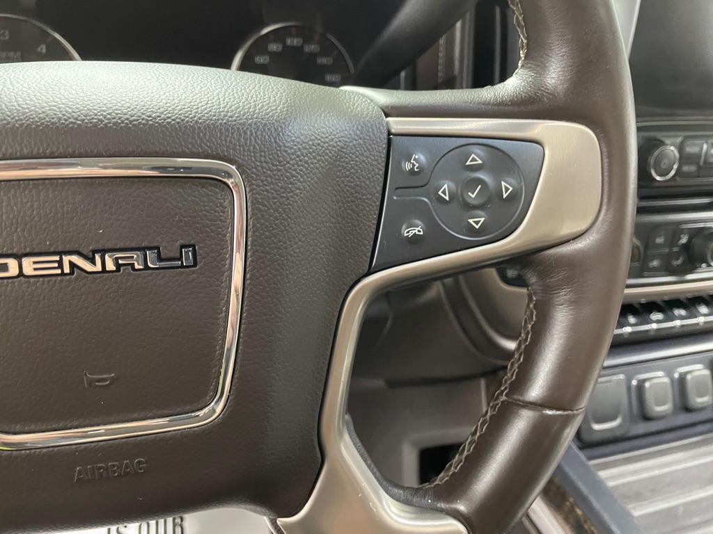 Photo 32 of this GMC SIERRA 1500