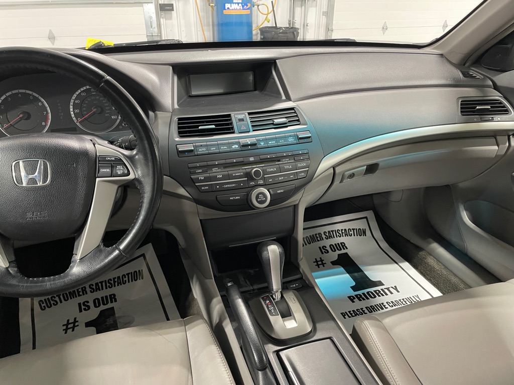Photo 31 of this HONDA ACCORD