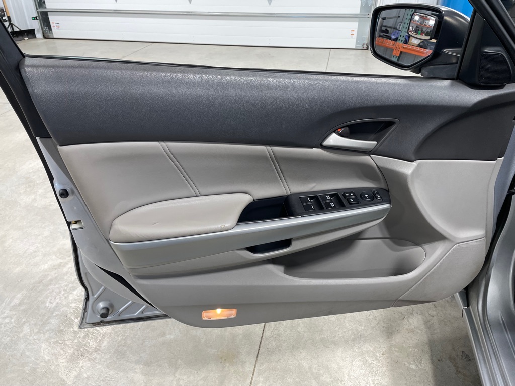 Photo 12 of this HONDA ACCORD