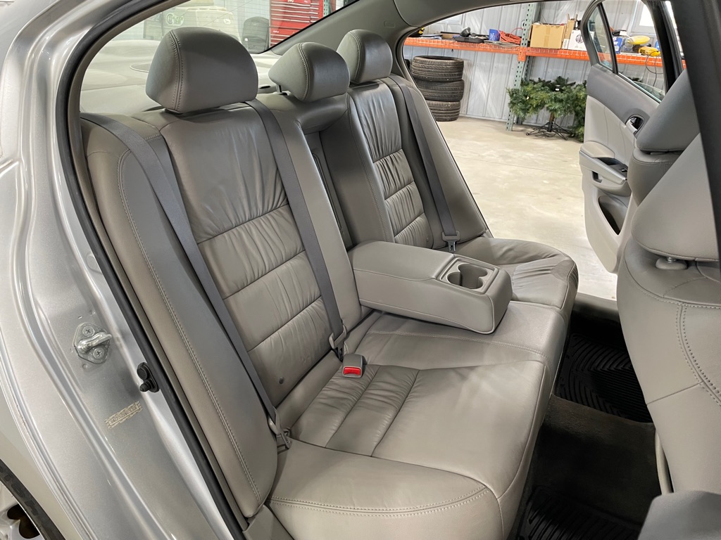 Photo 19 of this HONDA ACCORD