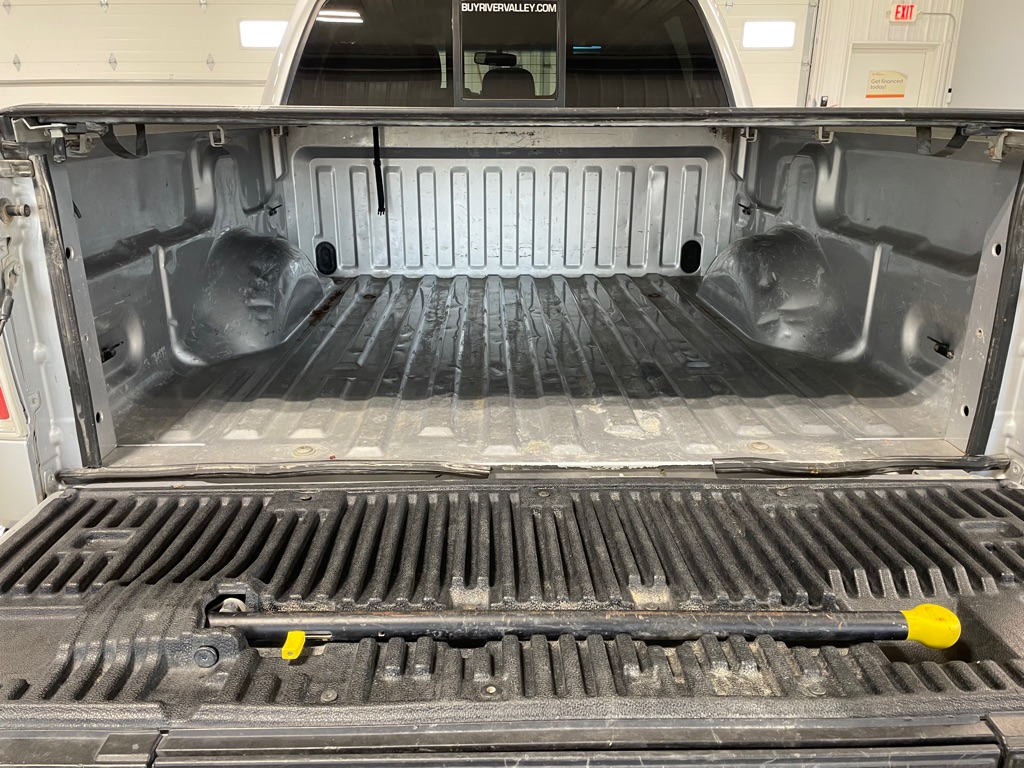 Photo 17 of this FORD F-150