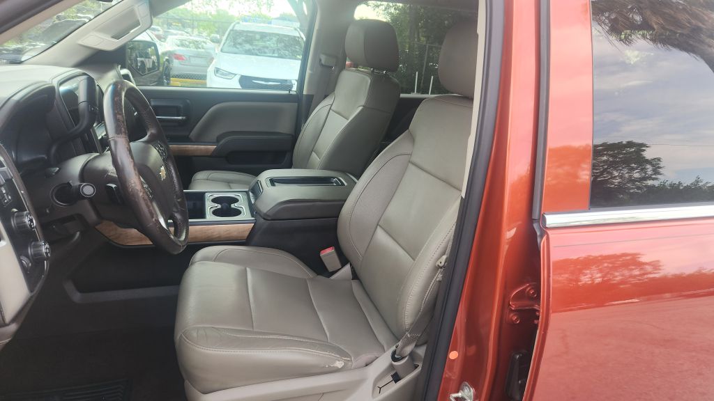 Photo 6 of this CHEVROLET SILVERADO 1500