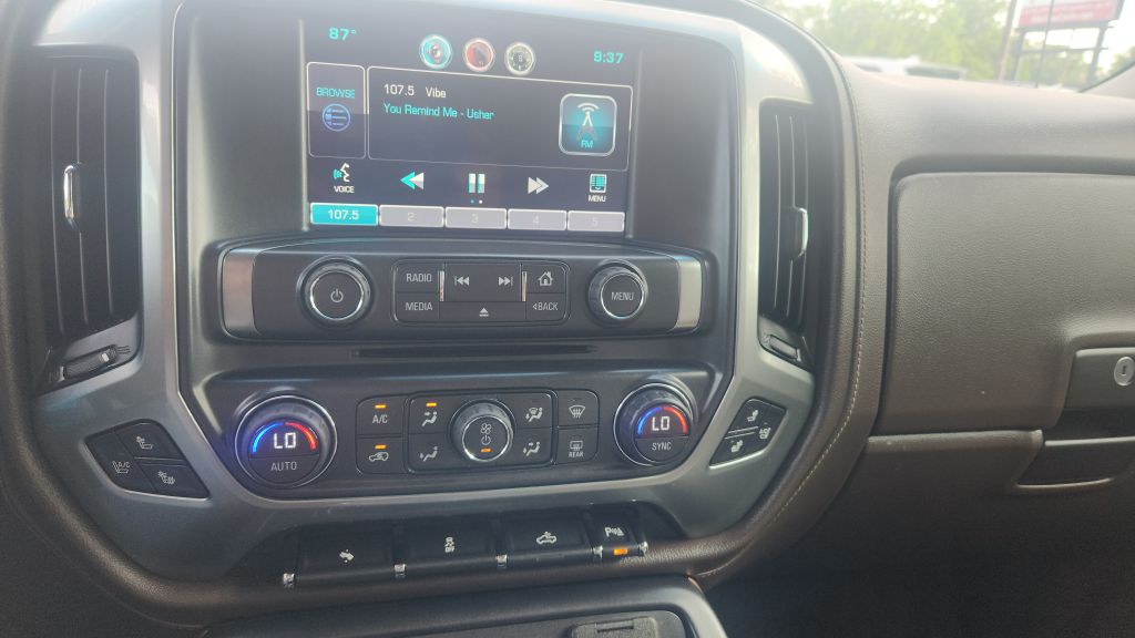 Photo 9 of this CHEVROLET SILVERADO 1500