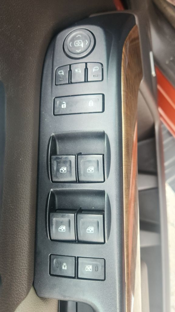 Photo 13 of this CHEVROLET SILVERADO 1500