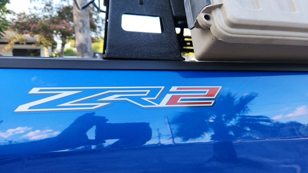 Photo 5 of this CHEVROLET COLORADO
