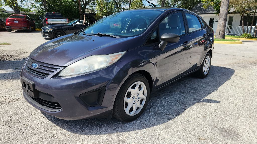 2012 FORD FIESTA