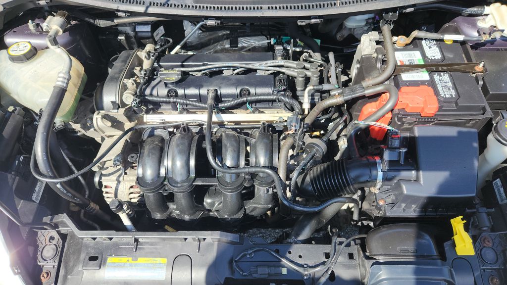 Photo 11 of this FORD FIESTA