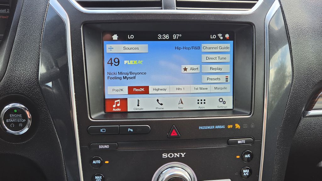 Photo 19 of this FORD EXPLORER