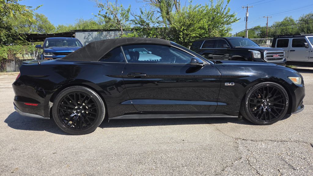 Photo 5 of this FORD MUSTANG