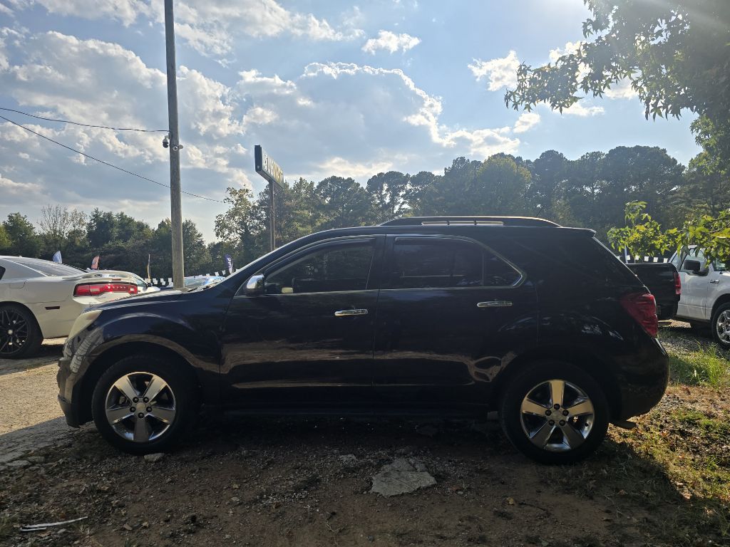 Photo 4 of this CHEVROLET EQUINOX