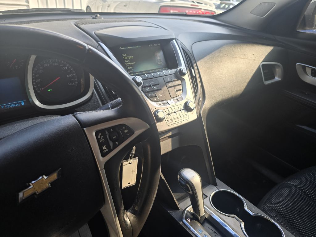 Photo 12 of this CHEVROLET EQUINOX