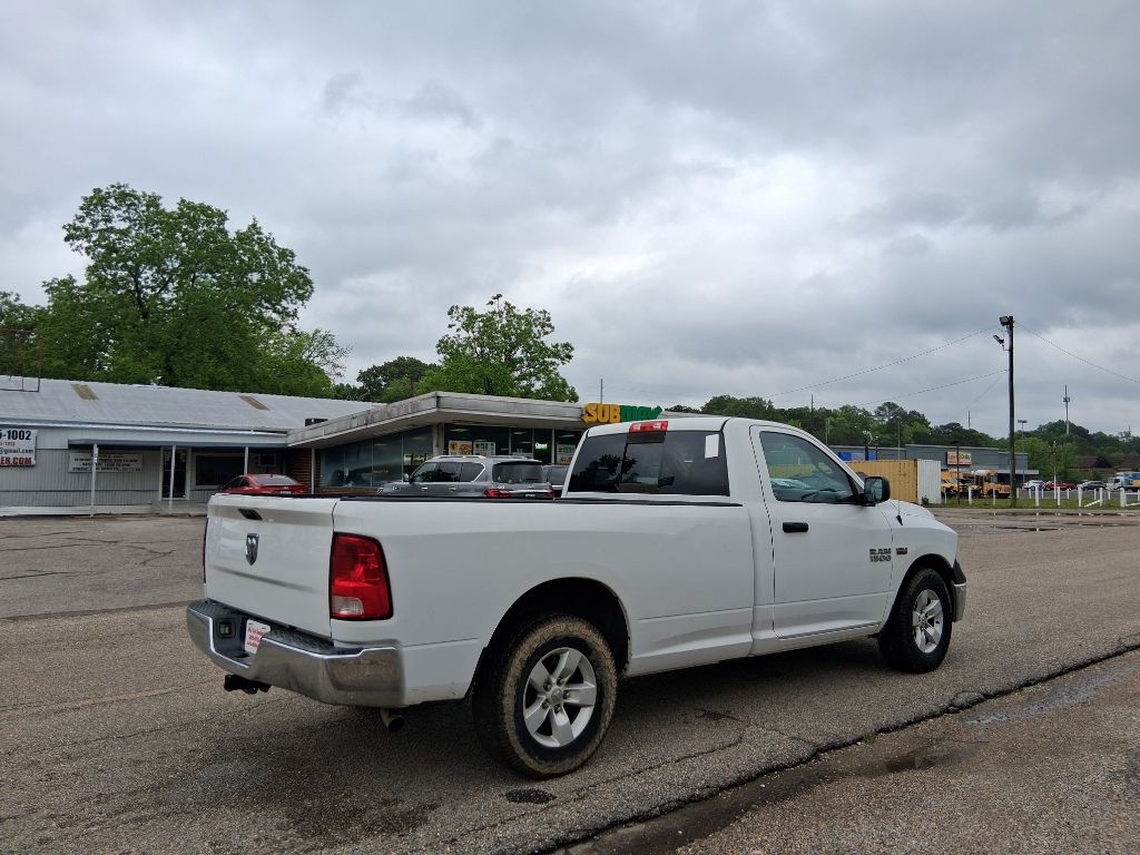 Photo 4 of this RAM 1500