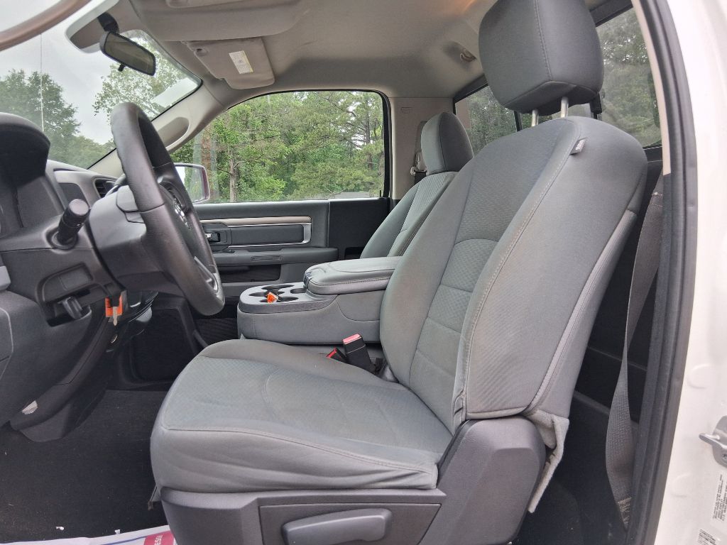 Photo 10 of this RAM 1500