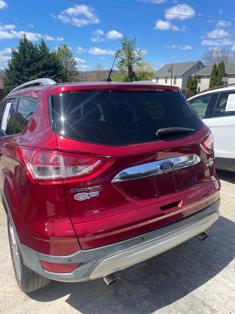 Photo 5 of this FORD ESCAPE