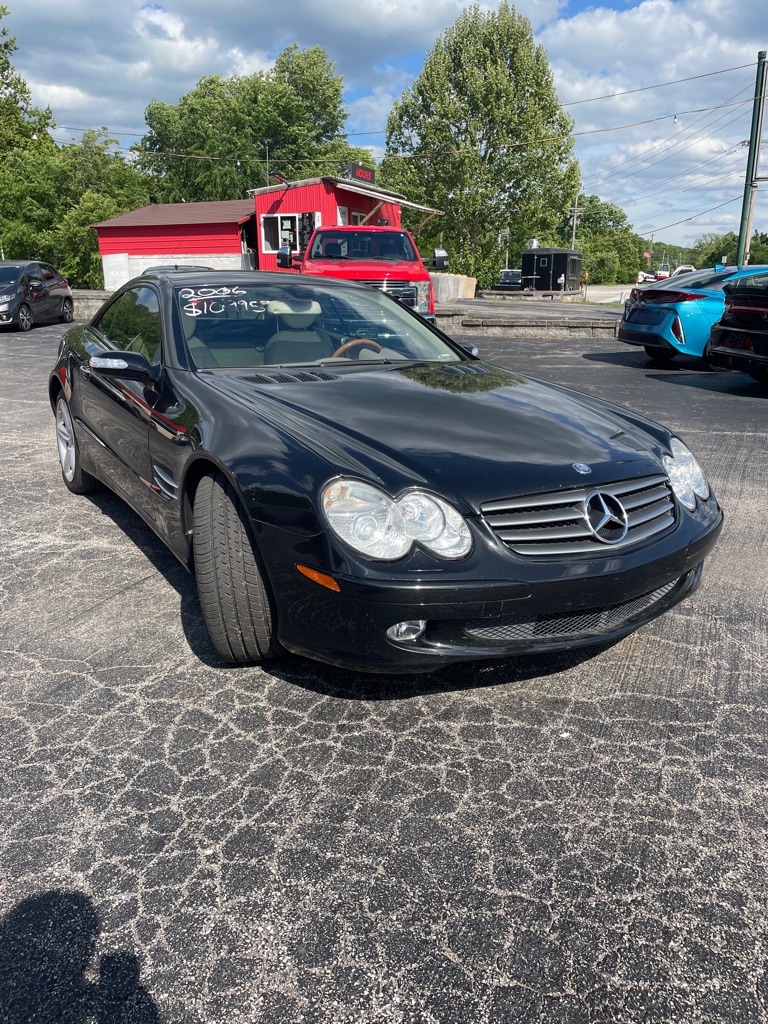 Photo 4 of this MERCEDES-BENZ SL-CLASS